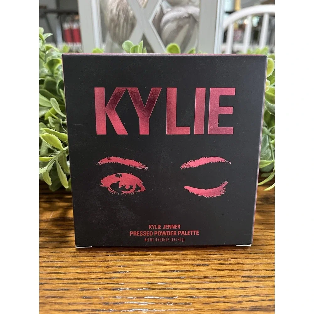 The Burgundy Palette Kylie Jenner Pressed Powder Palette